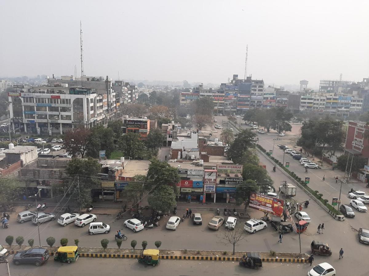 Holiday Inn Amritsar Ranjit Avenue By Ihg Exterior photo