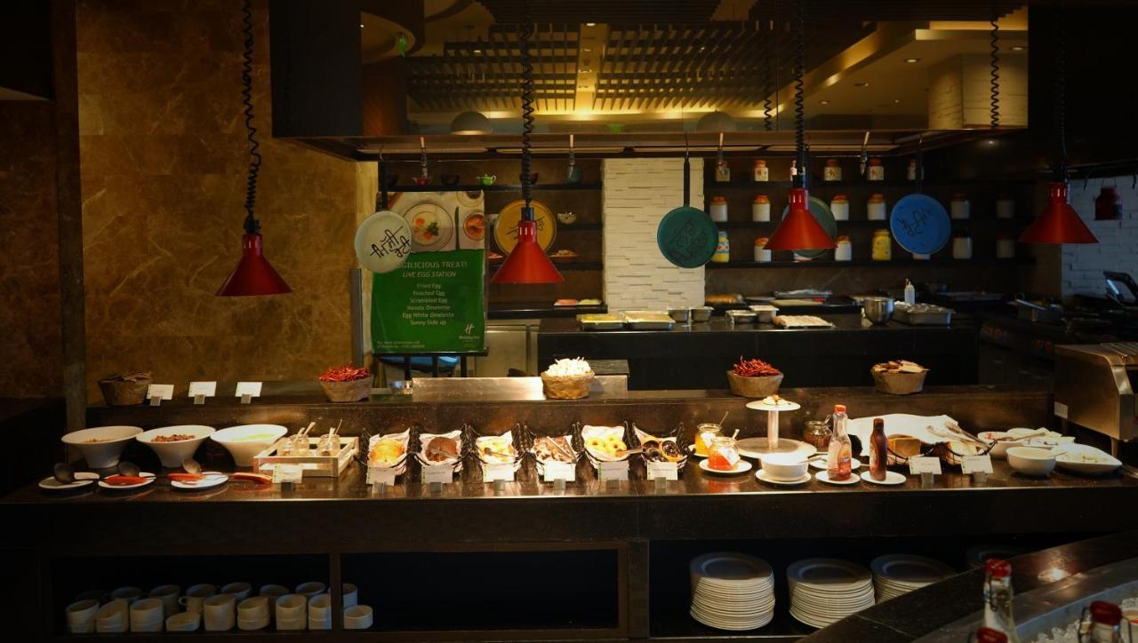 Holiday Inn Amritsar Ranjit Avenue By Ihg Exterior photo