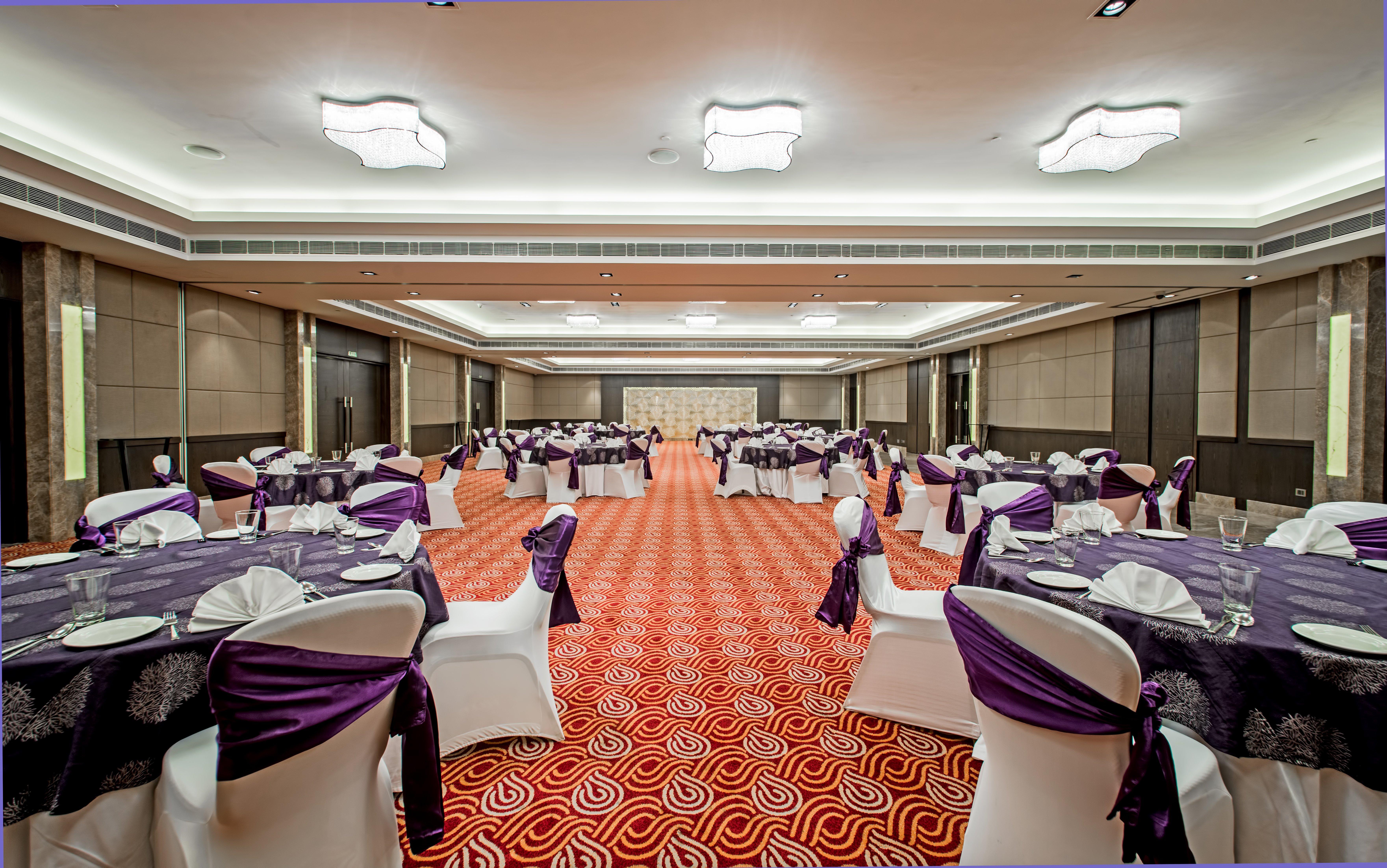 Holiday Inn Amritsar Ranjit Avenue By Ihg Exterior photo