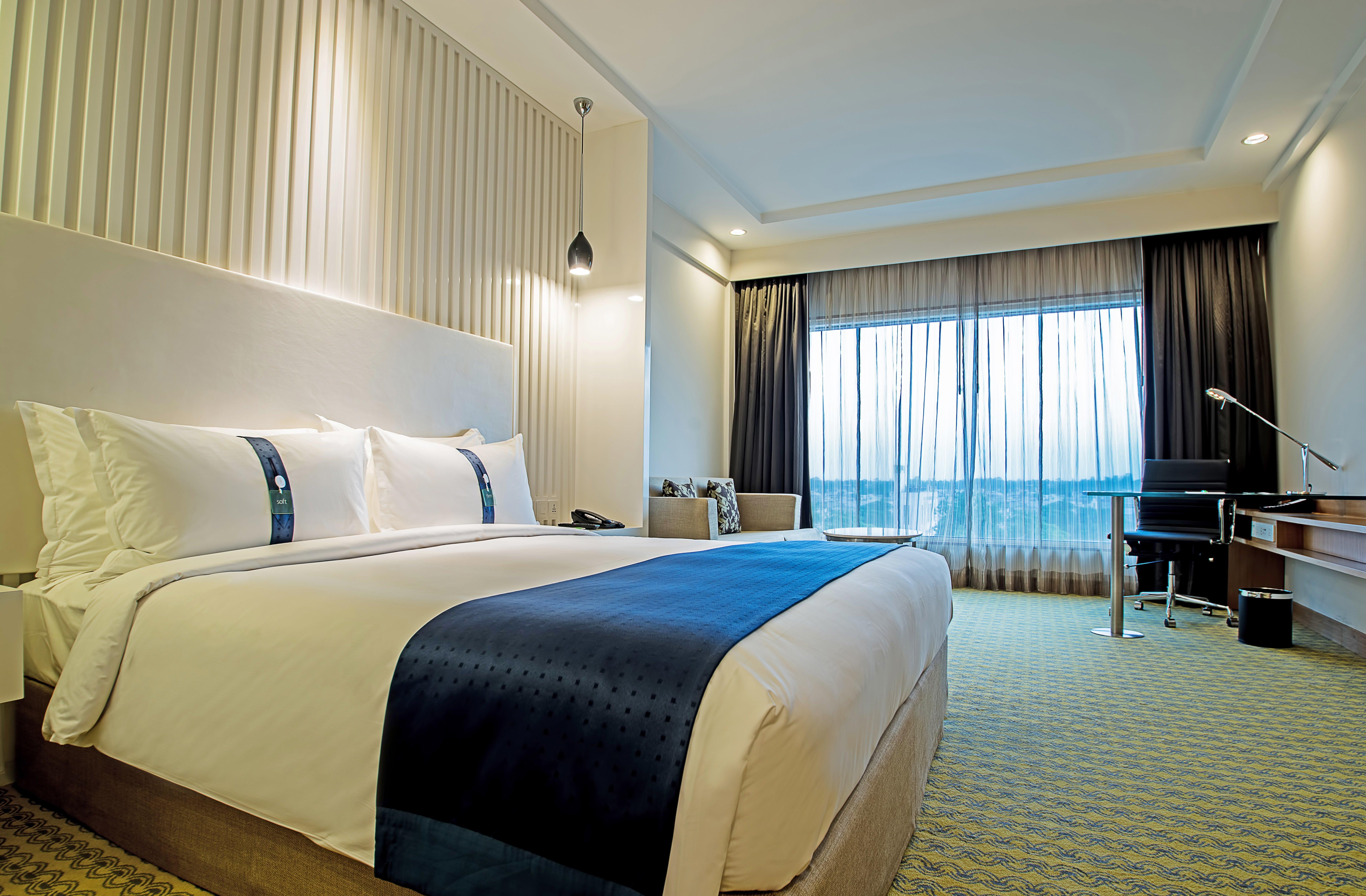 Holiday Inn Amritsar Ranjit Avenue By Ihg Exterior photo